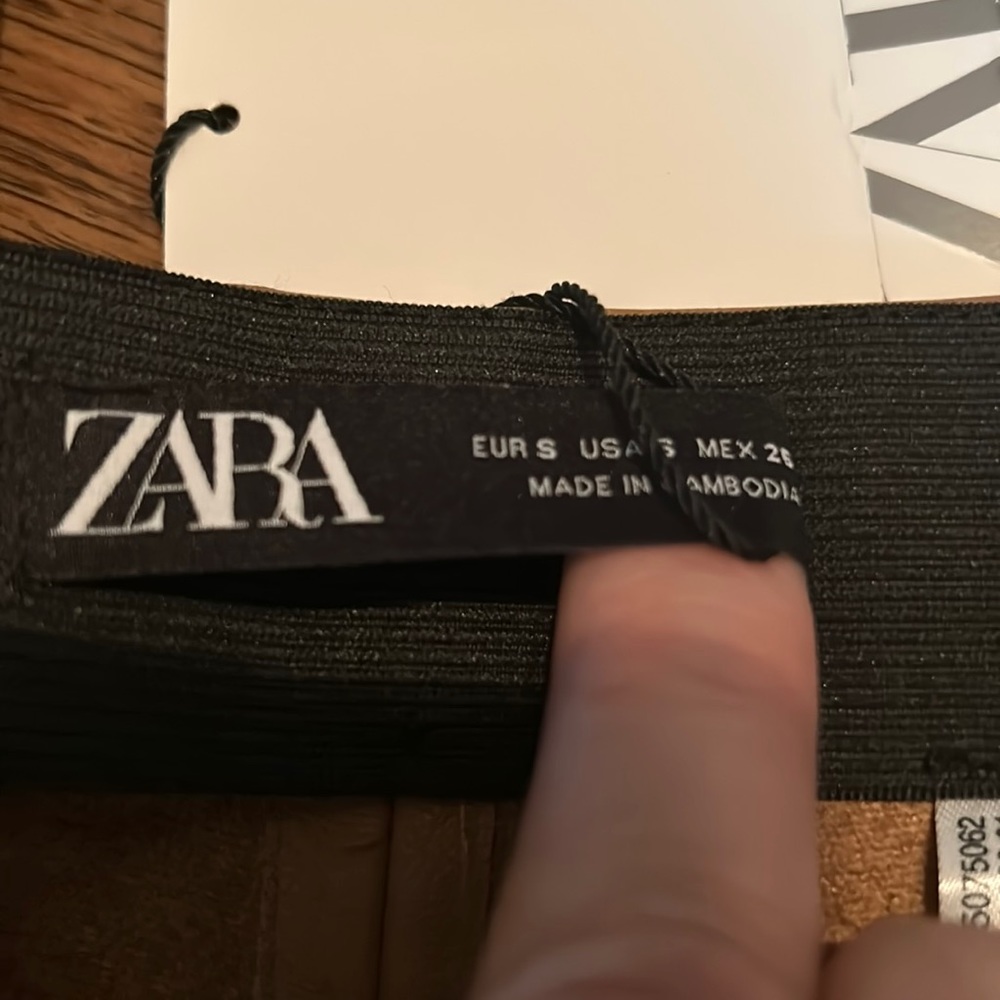 🎉🎉HP🎉🎉Zara Faux Leather Leggings - Picture 3 of 5